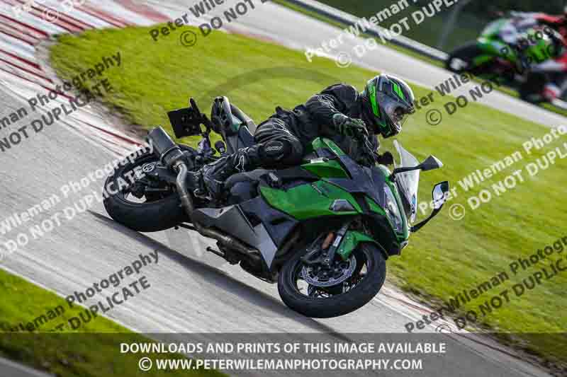 donington no limits trackday;donington park photographs;donington trackday photographs;no limits trackdays;peter wileman photography;trackday digital images;trackday photos